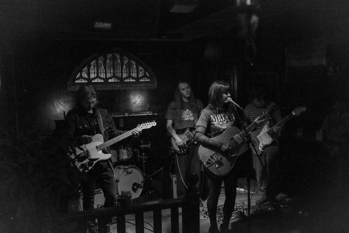 Wrothe live - full stage